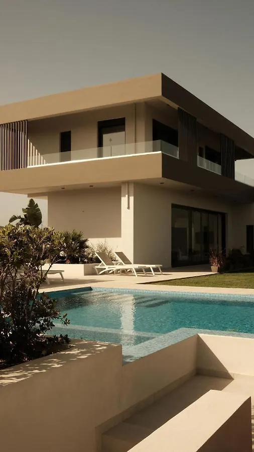 Villa Gardenia, Villa De Luxe Avec Piscine A Debordement Chania  Greece