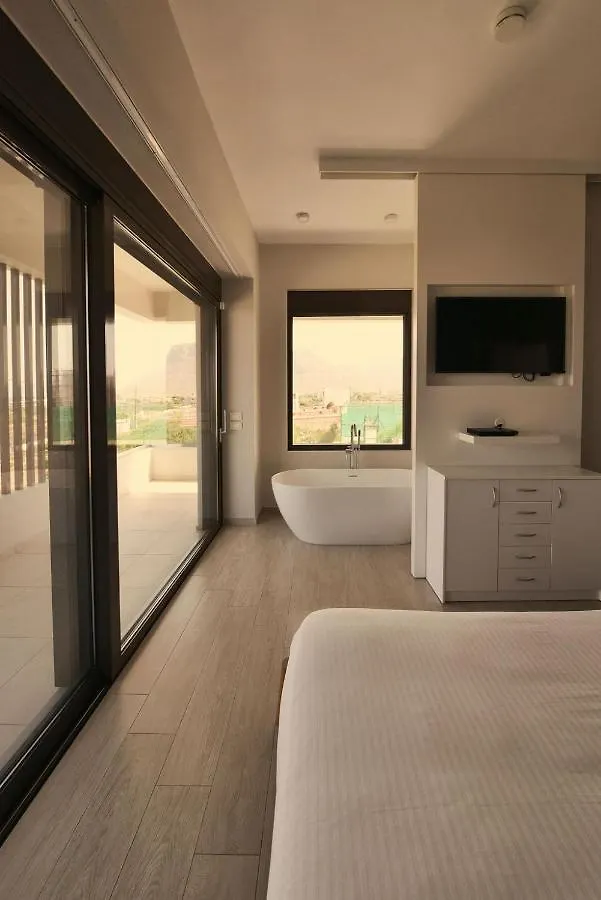Villa Gardenia, Villa De Luxe Avec Piscine A Debordement Chania