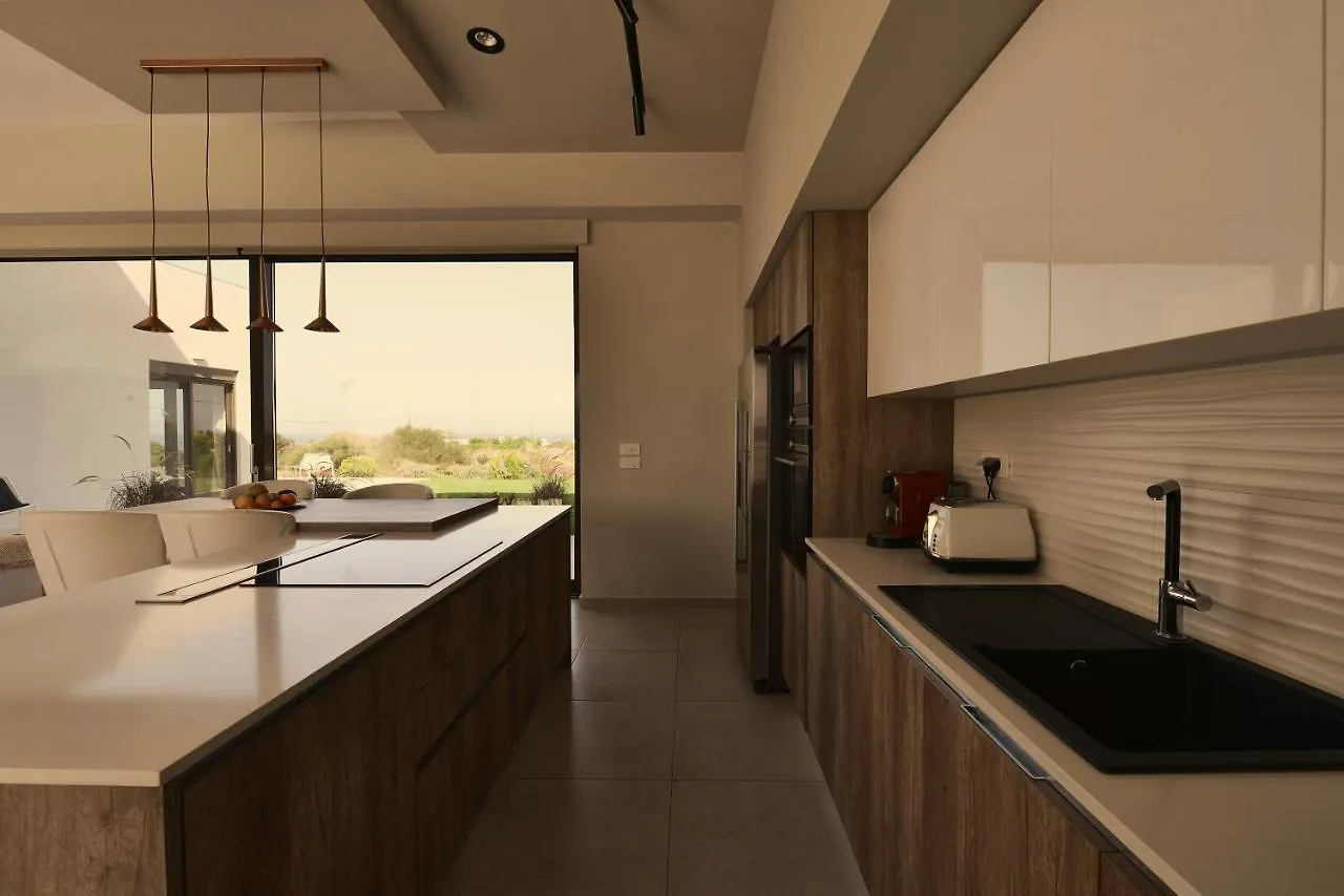Villa Gardenia, Villa De Luxe Avec Piscine A Debordement Chania