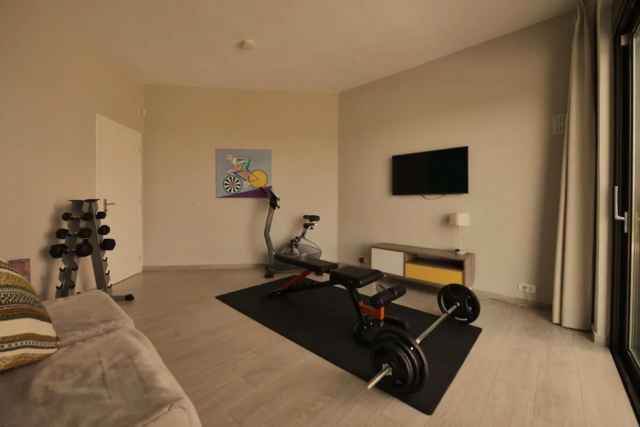 Villa Gardenia, Villa De Luxe Avec Piscine A Debordement Chania