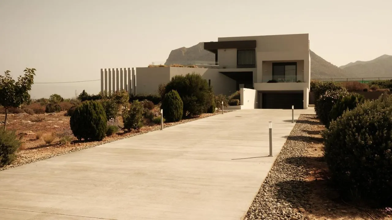 Villa Gardenia, Villa De Luxe Avec Piscine A Debordement Chania